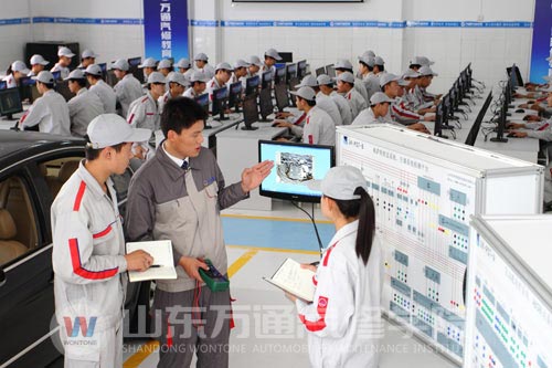 山东万通汽车智能化实训大开眼界